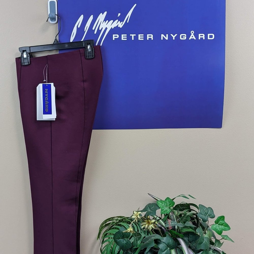 NYGARD SLIMS - Luxe E4 Slim Straight Pant (3L1SV1A9) - Sangria